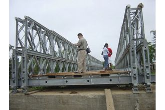 China Ponte de Bailey de aço personalizada da estabilidade da plataforma da madeira/ponte de aço portátil CB100, CB200 fornecedor