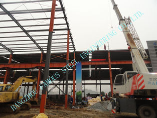 China Construções de aço industriais pré-fabricadas de W ASTM 80' X 96' peso leve fornecedor