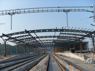 China As construções do fardo do metal estrutural da estação de comboio, pintura da Oxidação-prova com 2-4 mergulham fornecedor