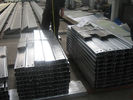 China Purlins de aço galvanizados da construção de armação de aço para a folha do telhado do apoio fábrica