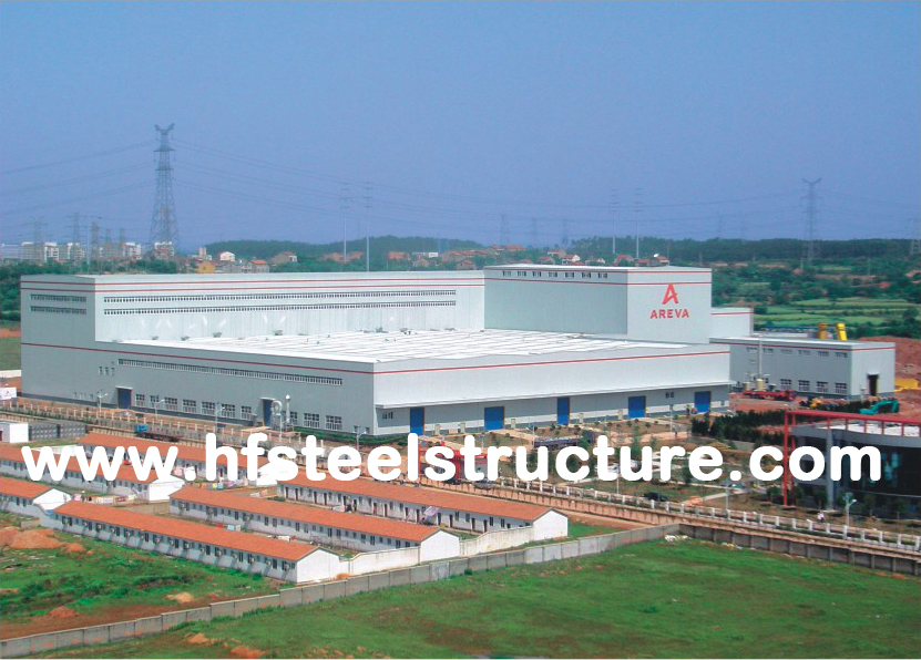 Construções de aço industriais do metal pré-fabricado do OEM para armazenar tratores e equipamento agrícola