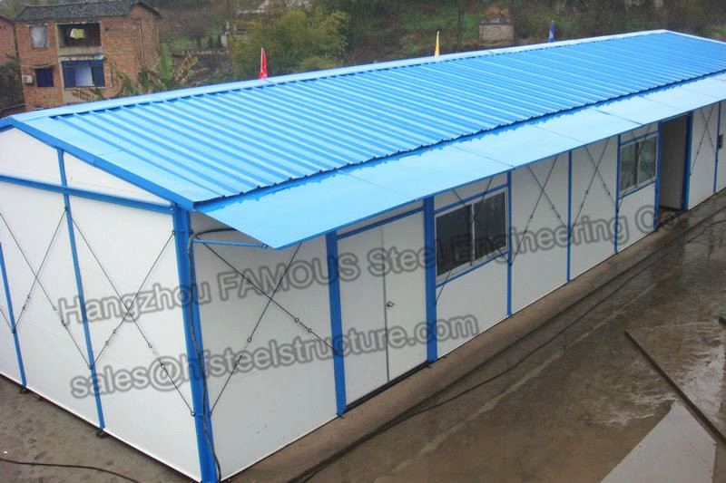 Painéis de sanduíche isolados poliestireno do EPS para o sistema de telhado das construções do metal